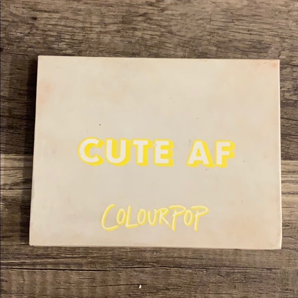 Cute af, colourpop palette